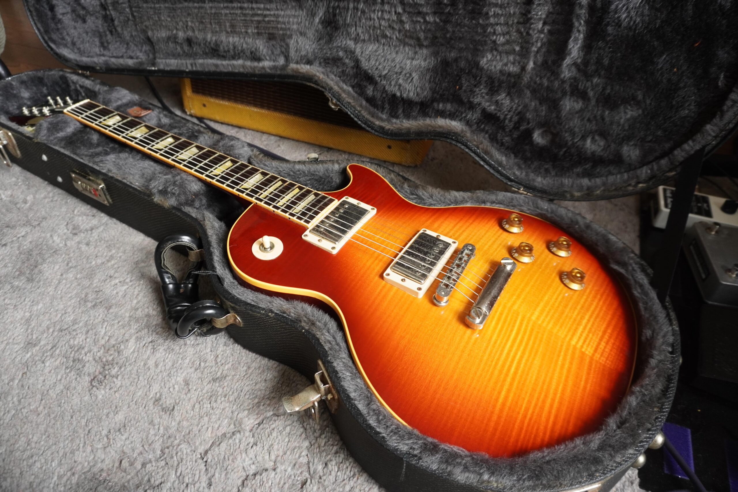 Gibson 2005年製 Les Paul Standard Ebony 50's Style Neck 良好